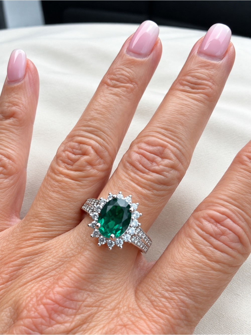 925 Sterling Silver Green Oval Stone Halo Statement Ring Size 8